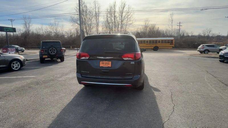 2020 Chrysler Pacifica Limited