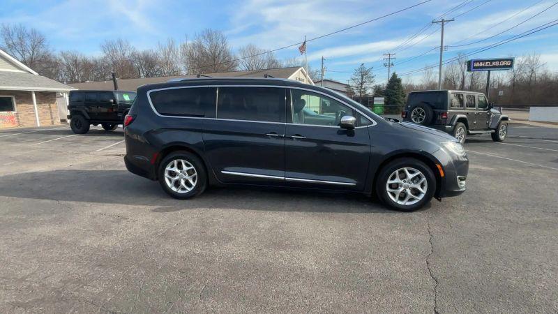 2020 Chrysler Pacifica Limited