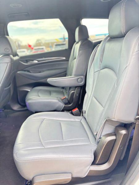 2022 Buick Enclave FWD Essence