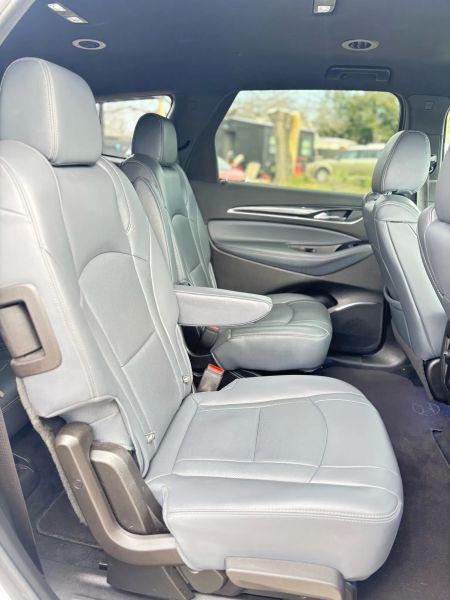 2022 Buick Enclave FWD Essence