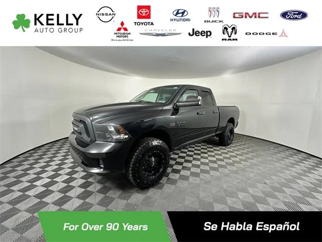 2017 RAM 1500 Express Quad Cab 4x4 64 Box