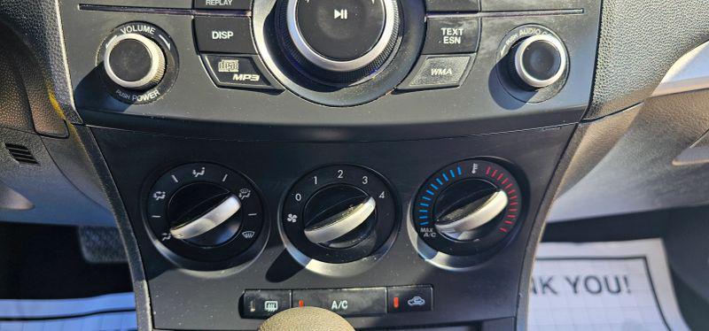 2013 Mazda Mazda3 i SV