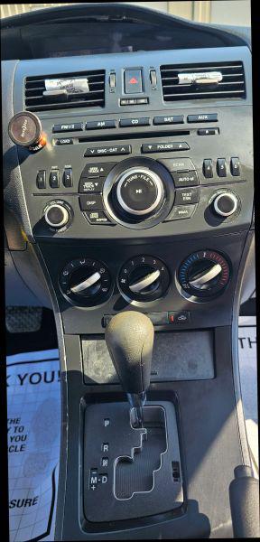 2013 Mazda Mazda3 i SV