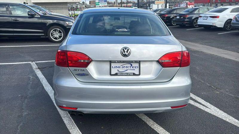 2012 Volkswagen Jetta 2.0L S