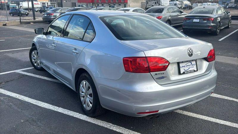2012 Volkswagen Jetta 2.0L S