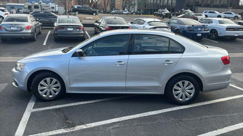 2012 Volkswagen Jetta 2.0L S