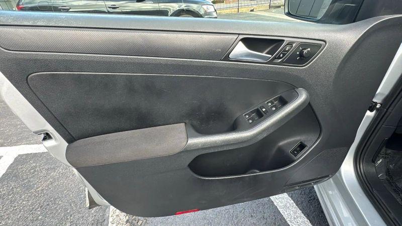 2012 Volkswagen Jetta 2.0L S