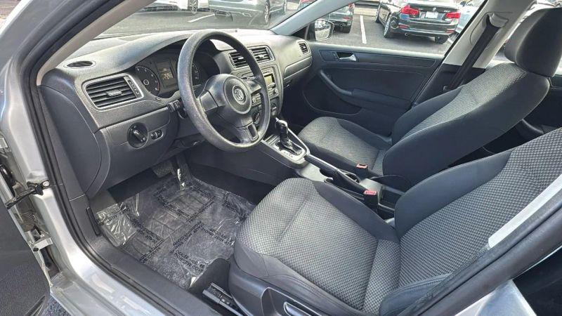 2012 Volkswagen Jetta 2.0L S