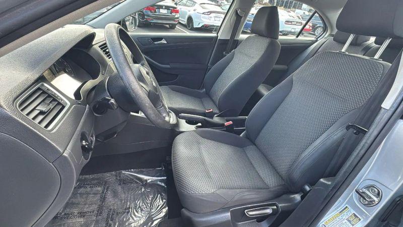 2012 Volkswagen Jetta 2.0L S