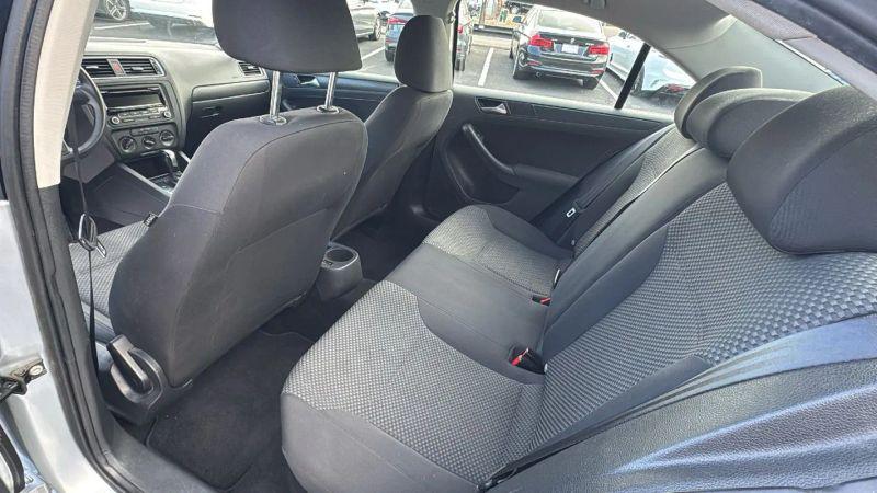 2012 Volkswagen Jetta 2.0L S