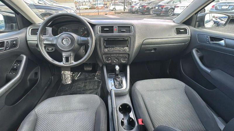 2012 Volkswagen Jetta 2.0L S