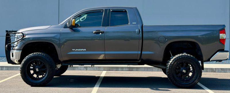 2017 Toyota Tundra SR5 4.6L V8