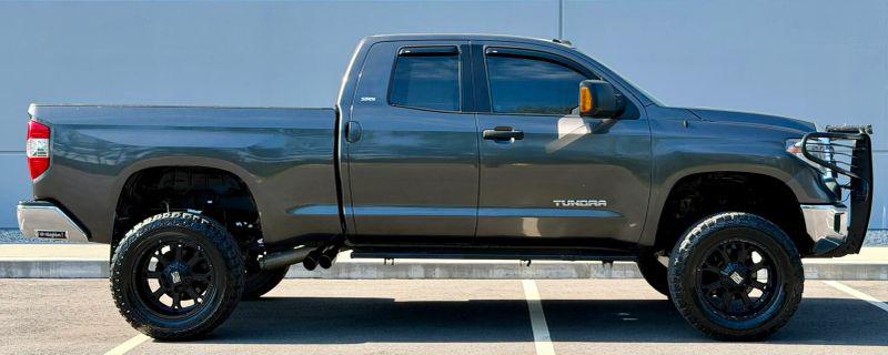 2017 Toyota Tundra SR5 4.6L V8