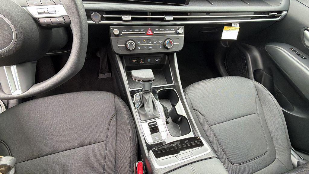 New 2026 Phantom Black HYUNDAI SE FWD image 29