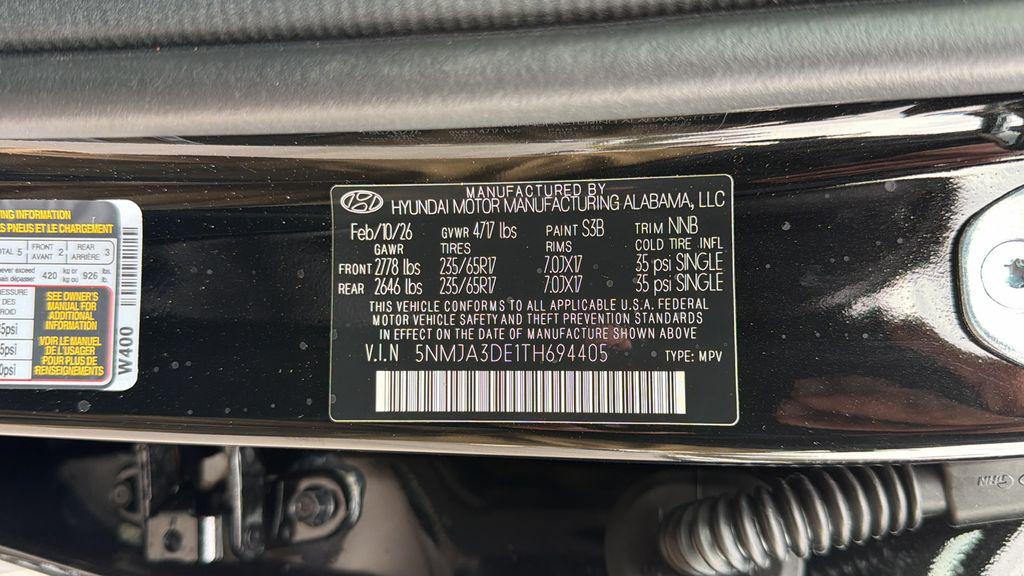 New 2026 Phantom Black HYUNDAI SE FWD image 34