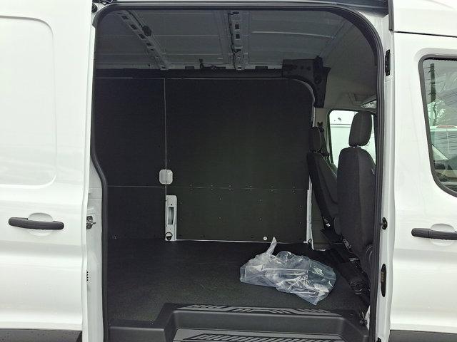 2026 Ford Transit Cargo Van T-250 148" Med Rf 9150 GVWR RWD