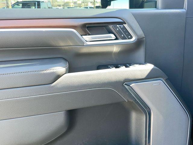 2026 GMC Sierra 3500HD Crew Cab, Long Bed, Denali Dual Rear Wheel, 4WD