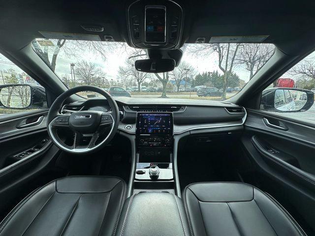 2025 Jeep Grand Cherokee L Limited 4x4