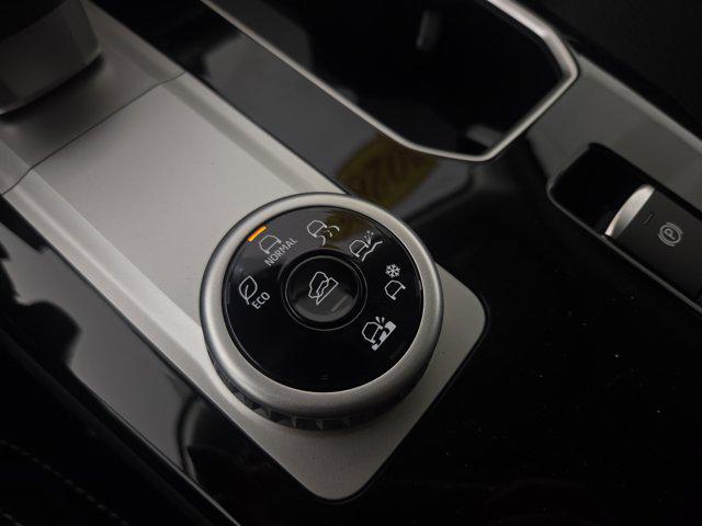 2026 Mitsubishi Outlander ES 1.5T S-AWC