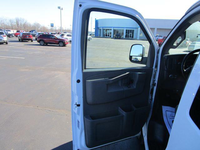 2021 Chevrolet Express Passenger RWD 2500 Regular Wheelbase LT