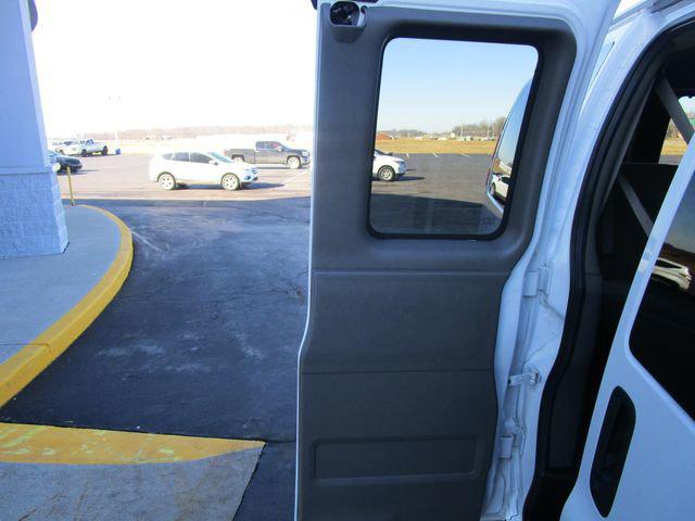 2021 Chevrolet Express Passenger RWD 2500 Regular Wheelbase LT