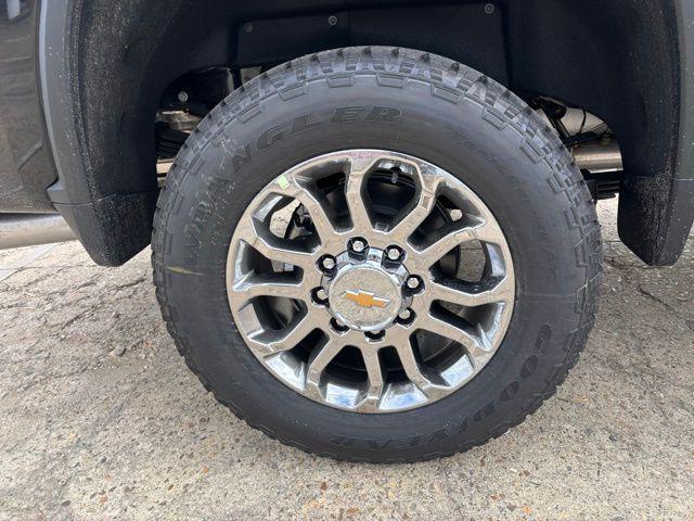 2026 Chevrolet Silverado 2500HD Crew Cab, Standard Bed, LTZ, 4WD