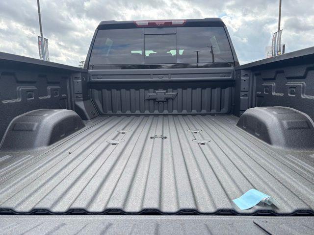 2026 Chevrolet Silverado 2500HD Crew Cab, Standard Bed, LTZ, 4WD