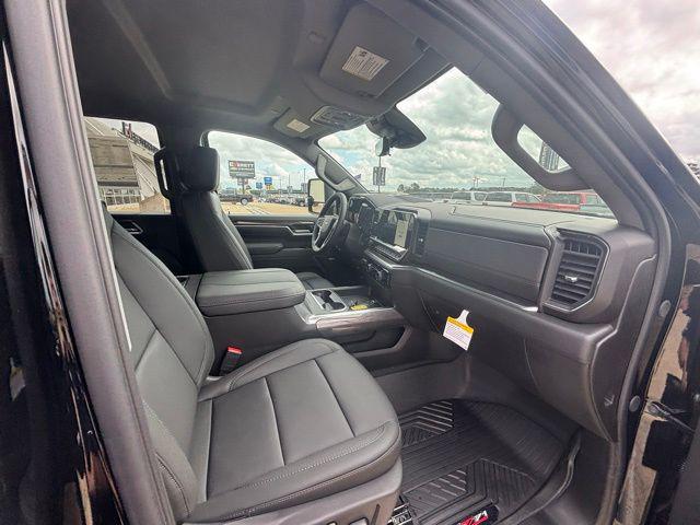 2026 Chevrolet Silverado 2500HD Crew Cab, Standard Bed, LTZ, 4WD
