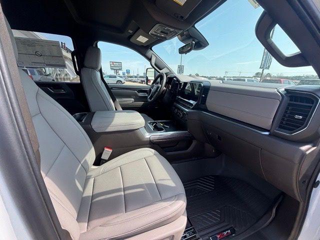 2026 Chevrolet Silverado 2500HD Crew Cab, Standard Bed, LTZ, 4WD
