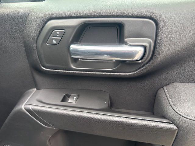 2026 GMC Sierra 2500HD Regular Cab, Long Bed, SLE, 4WD