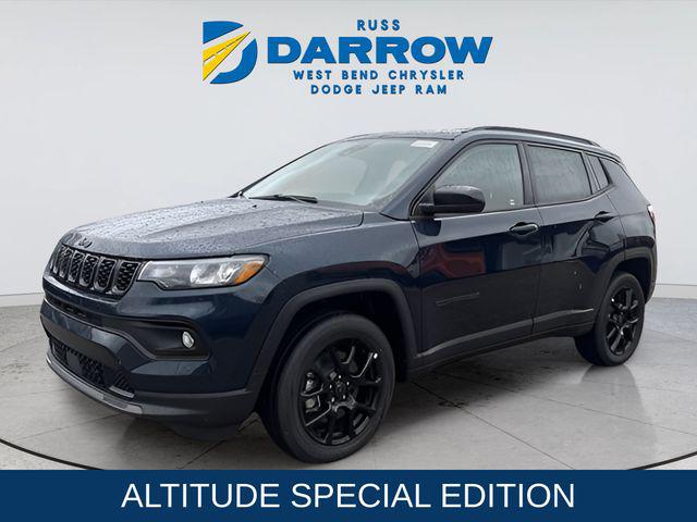 2026 Jeep Compass Latitude Altitude for sale in West Bend, WI