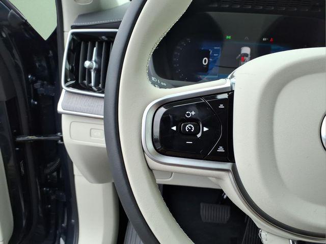 2026 Volvo XC90 Ultra, B6 AWD Gas (mild hybrid), Gasoline, Bright, 7 Seats
