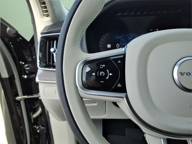 2026 Volvo XC90 Ultra, B6 AWD Gas (mild hybrid), Gasoline, Bright, 7 Seats