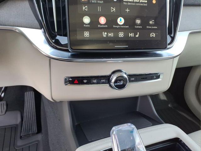 2026 Volvo XC90 Ultra, B6 AWD Gas (mild hybrid), Gasoline, Bright, 7 Seats