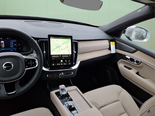 2026 Volvo XC90 Plus, B6 AWD Gas (mild hybrid), Gasoline, Bright, 7 Seats
