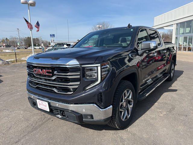 2022 GMC Sierra 1500 4WD Crew Cab Standard Box SLT