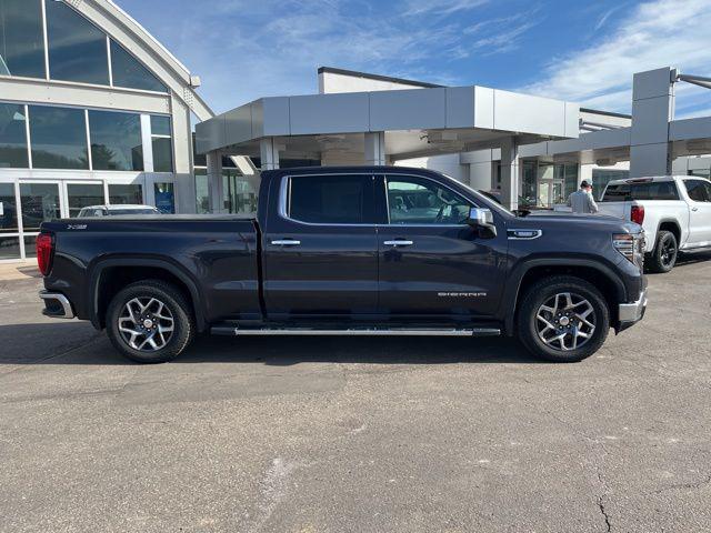 2022 GMC Sierra 1500 4WD Crew Cab Standard Box SLT