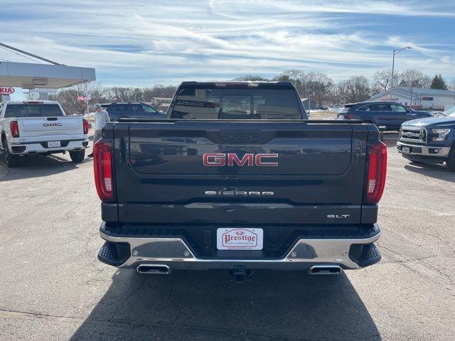 2022 GMC Sierra 1500 4WD Crew Cab Standard Box SLT