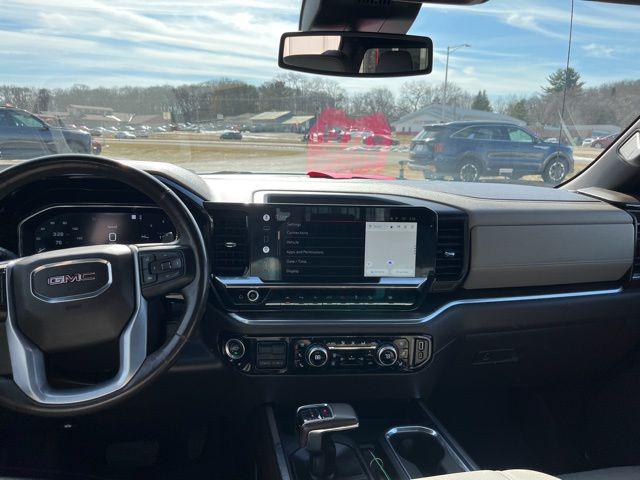 2022 GMC Sierra 1500 4WD Crew Cab Standard Box SLT