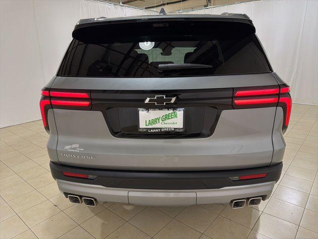 2026 Chevrolet Traverse FWD LT