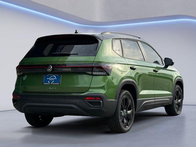 2026 Volkswagen Taos SE Black