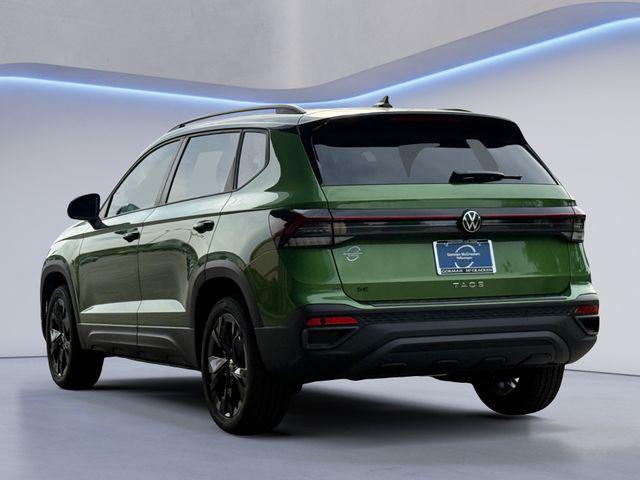 2026 Volkswagen Taos SE Black