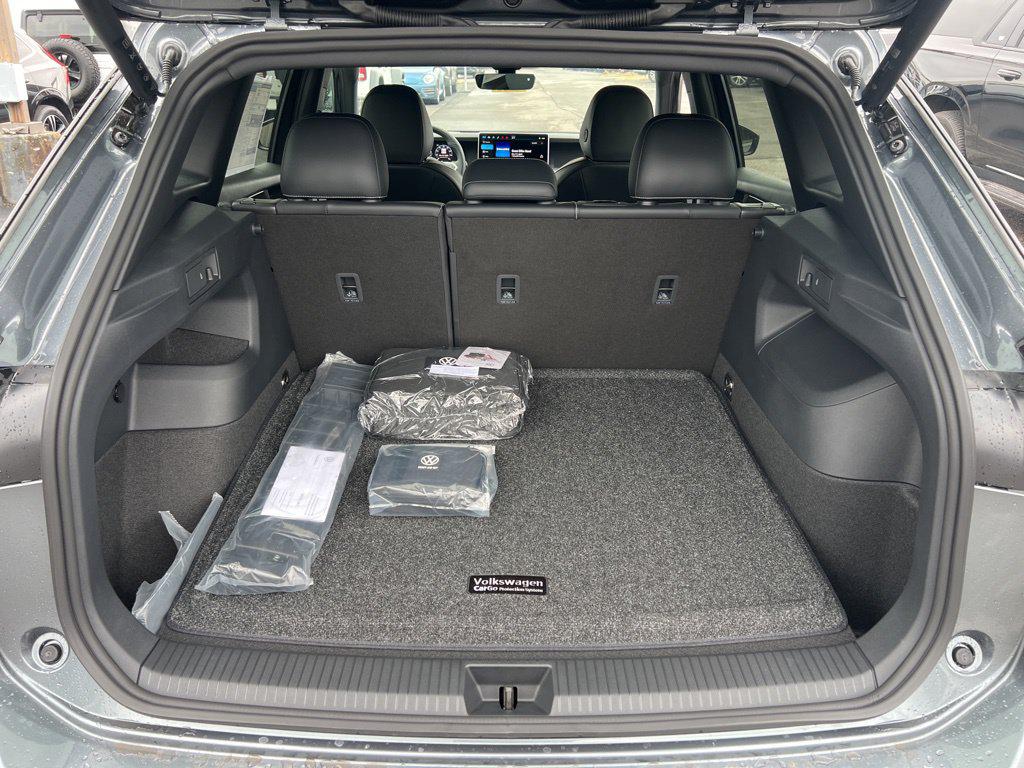 2026 Volkswagen Tiguan SE R-LINE BLACK - Photo 14
