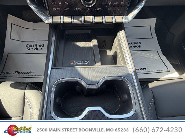 2026 GMC Acadia Elevation AWD