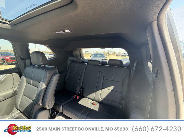 2026 GMC Acadia Elevation AWD
