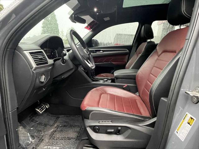 2023 Volkswagen Atlas Cross Sport 3.6L V6 SEL Premium R-Line