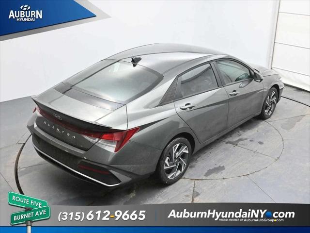 2025 Hyundai Elantra SEL Sport