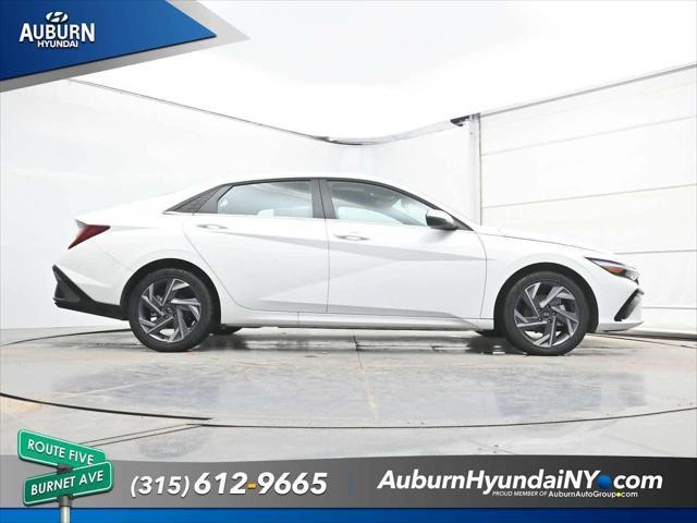 2025 Hyundai Elantra Hybrid Limited