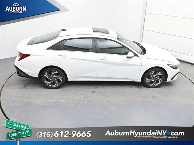 2025 Hyundai Elantra Hybrid Limited