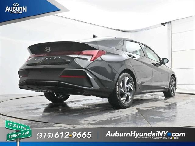 2025 Hyundai Elantra Hybrid SEL Sport